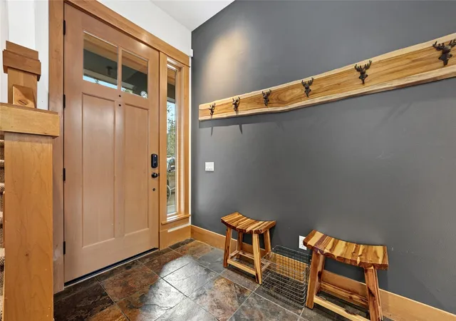 Photo 1 of Single family home for sale at 61 Elk Sedge Ct, Cle Elum, WA 98922 | MLS# NWM2599256 | Listing updated on 2026-10-29