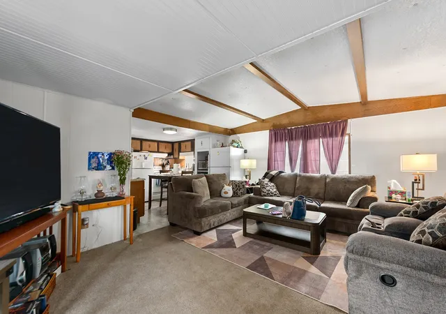 Photo 2 of Manufactured home for sale at 7301 NE 175th Street #133, Kenmore, WA 98028 | MLS# NWM2599283 | Listing updated on 2026-10-31