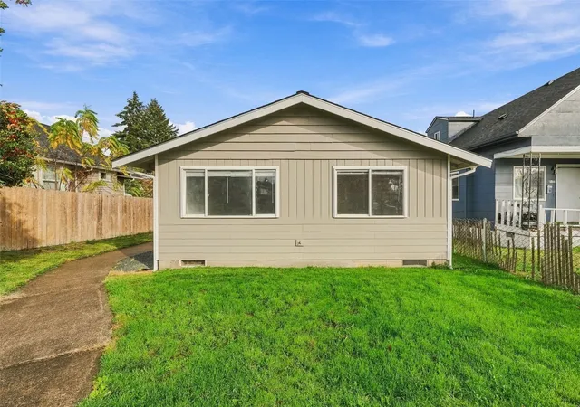 Photo 2 of House for sale at 2349 S L St, Tacoma, WA 98405 | MLS# NWM2599295 | Listing updated on 2026-10-29