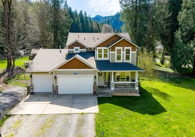 Single family home for sale at 43610 Scenic River Ct, Concrete, WA 98237 | MLS# NWM2599312