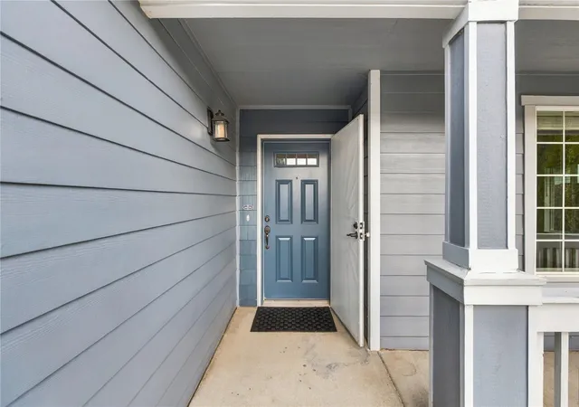 Photo 2 of Single family home for sale at 5721 123rd Place NE, Marysville, WA 98271 | MLS# NWM2599426 | Listing updated on 2026-10-29