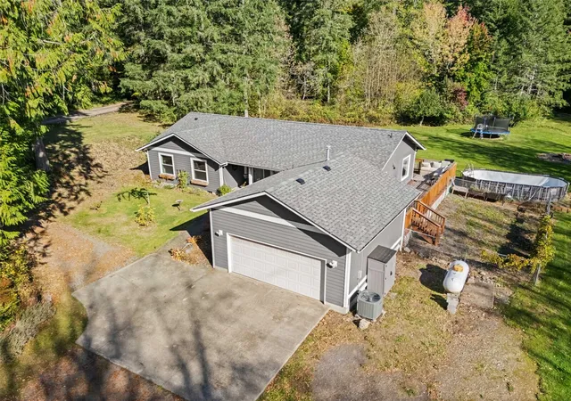 Photo 3 of Single family home for sale at 6539 Alpine Dr SW, Olympia, WA 98512 | MLS# NWM2599430 | Listing updated on 2026-10-30