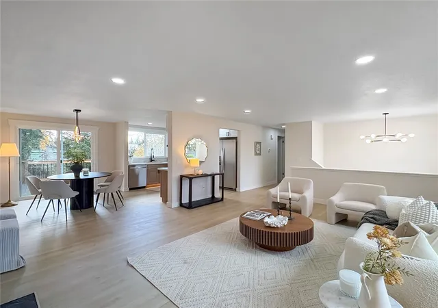 Photo 4 of Single family home for sale at 2211 S 283rd Street, Federal Way, WA 98003 | MLS# NWM2599435 | Listing updated on 2026-10-29