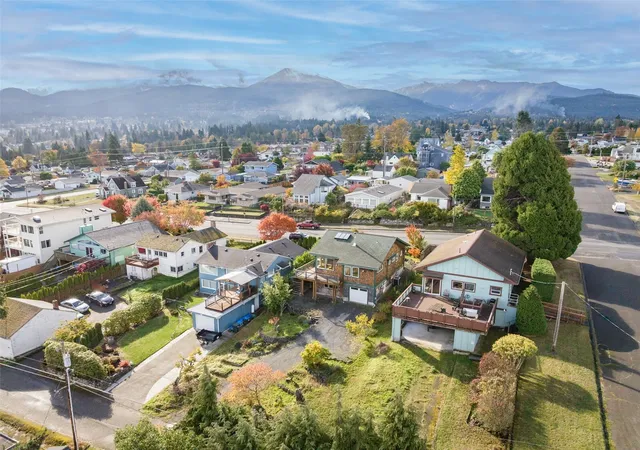 Photo 2 of Single family home for sale at 1035 W 5th Street, Port Angeles, WA 98363 | MLS# NWM2599466 | Listing updated on 2026-10-30