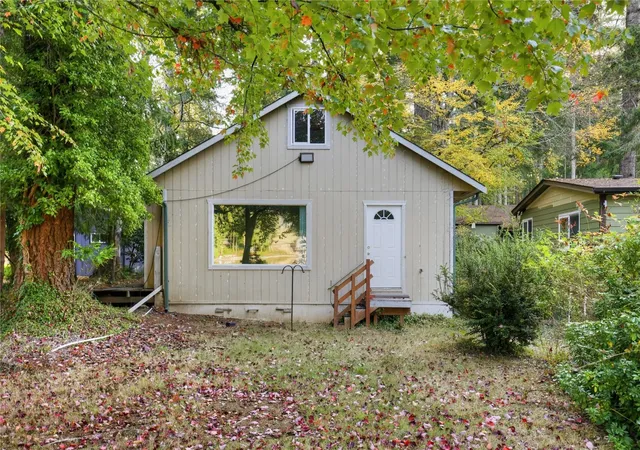 Photo 1 of Single family home for sale at 200 E Phillips Lake Loop Rd, Shelton, WA 98584 | MLS# NWM2599484 | Listing updated on 2026-10-29