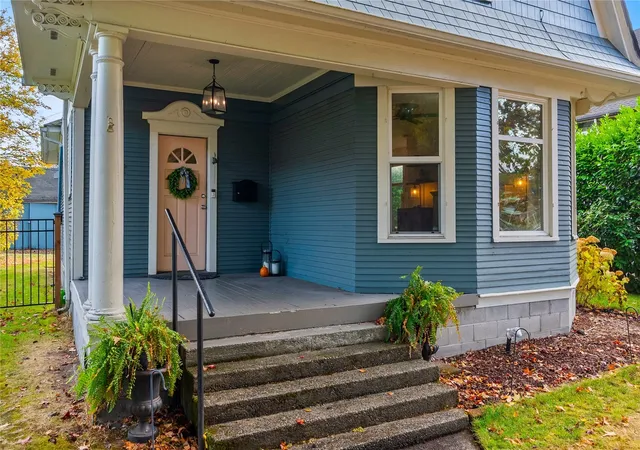 Photo 1 of Single family home for sale at 622 F S, Centralia, WA 98531 | MLS# NWM2599491 | Listing updated on 2026-10-30