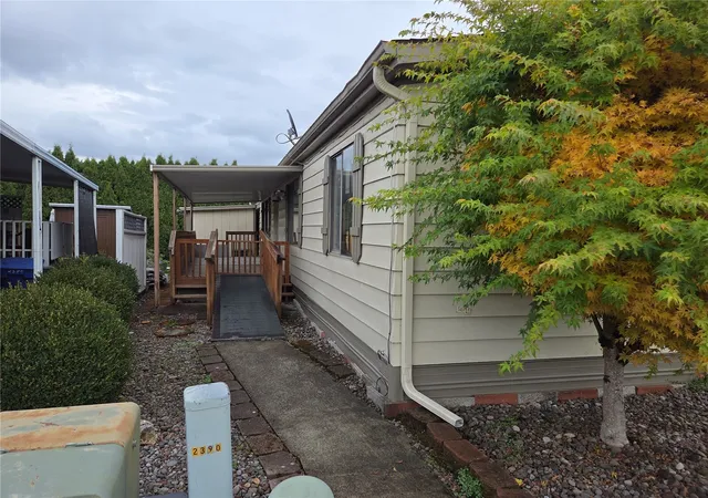 Photo 1 of Manufactured home for sale at 2390 Sparrow Loop, Kelso, WA 98626 | MLS# NWM2599600 | Listing updated on 2026-10-30