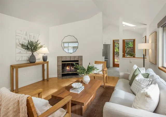 Photo 1 of Single family home for sale at 9510 Sand Point Way NE, Seattle, WA 98115 | MLS# NWM2599627 | Listing updated on 2026-10-30