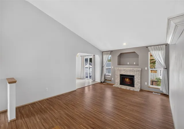 Photo 1 of Single family home for sale at 12924 95th Avenue Ct E, Puyallup, WA 98373 | MLS# NWM2599633 | Listing updated on 2026-10-30