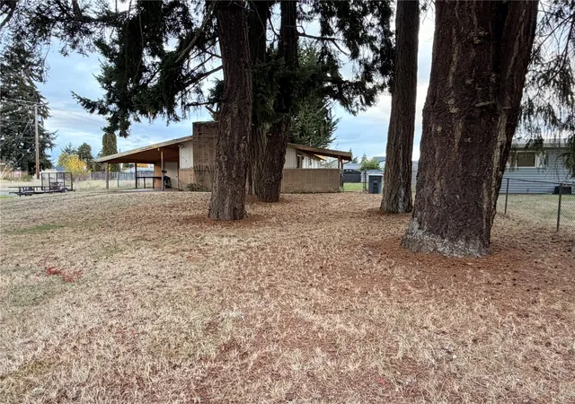 Photo 2 of Single family home for sale at 815 138th, Tacoma, WA 98444 | MLS# NWM2599703 | Listing updated on 2026-10-30