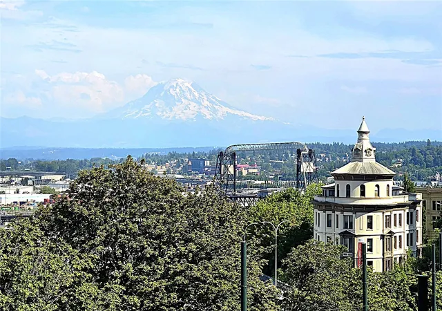 Condo for sale at 525 Broadway #302, Tacoma, WA 98402 | MLS# NWM2599732
