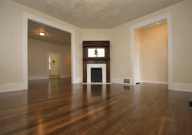 Photo 3 of House for sale at 705 N 2nd Street, Tacoma, WA 98403 | MLS# NWM2599745 | Listing updated on 2026-10-30