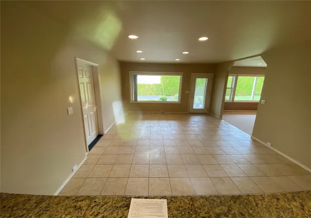 Photo 4 of Condo for sale at 1380 Eastmont Ave #803, East Wenatchee, WA 98802 | MLS# NWM2599759 | Listing updated on 2026-10-30