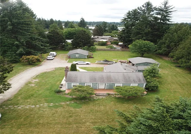 Photo 3 of Single family home for sale at 14221 SE 260th Street, Kent, WA 98042 | MLS# NWM2599935 | Listing updated on 2026-10-31