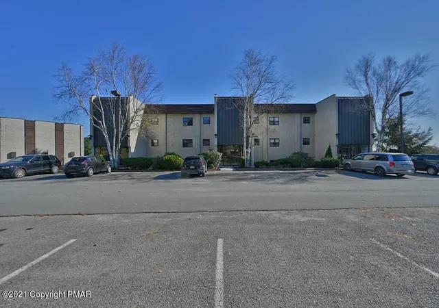 Photo 1 of Condominium at 139 Foxfire Dr #105, Mount Pocono, PA 18344 | MLS# PM-92959 | | Sold on 2022-03-07