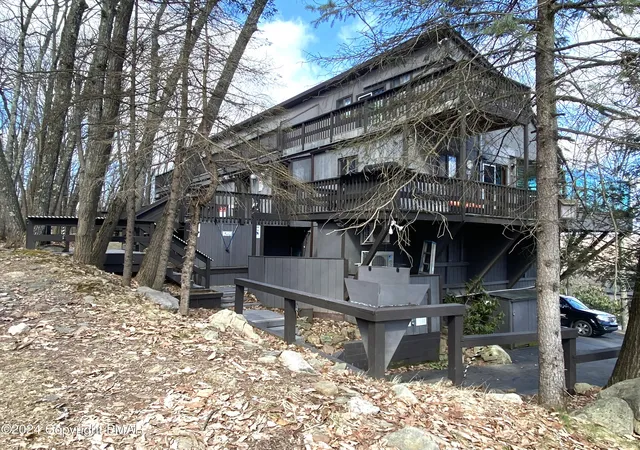 Homes for sale in Tannersville, PA | 150 Cross Country Ln, Tannersville, PA 18372 | MLS# PM-113741