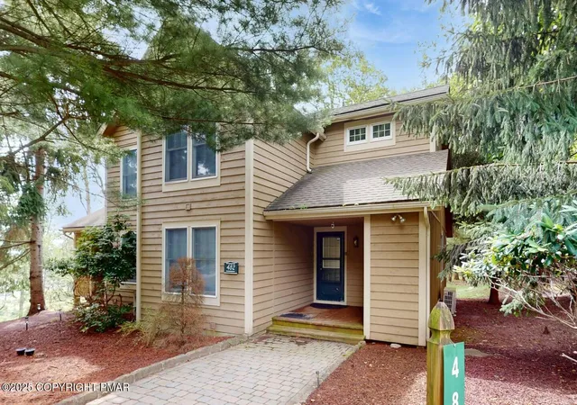 Photo 1 of Townhouse for sale at 482 Spruce Dr, Tannersville, PA 18372 | MLS# PM-116705 | Listing updated on 2025-12-02