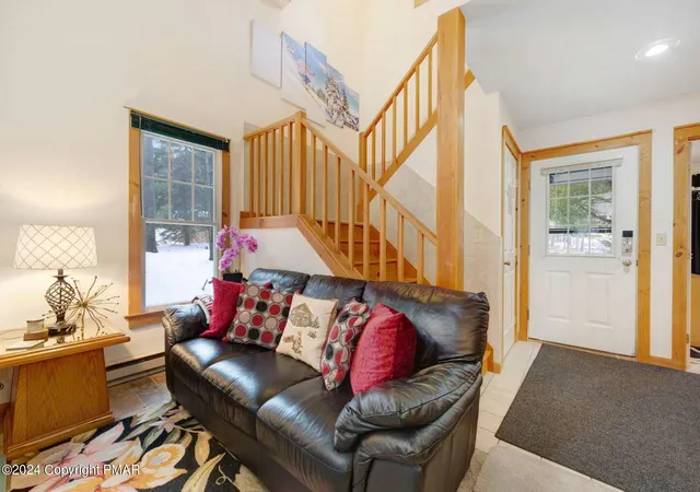 Photo 3 of Townhouse for sale at 482 Spruce Dr, Tannersville, PA 18372 | MLS# PM-116705 | Listing updated on 2025-12-02