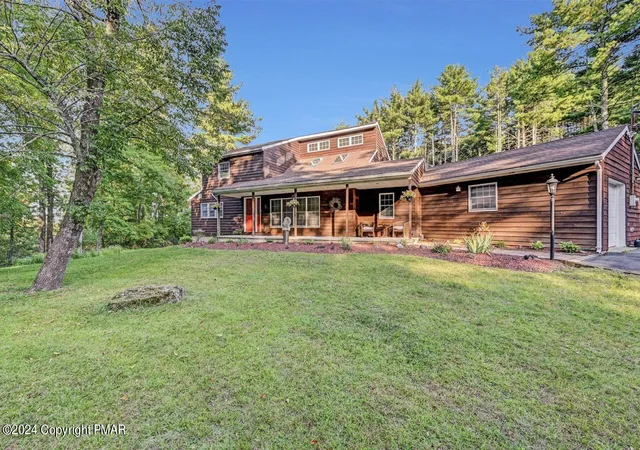 Photo 1 of Single family home for sale at 331 Mount Nebo Rd, East Stroudsburg, PA 18302 | MLS# PM-118837 | Listing updated on 2025-10-29