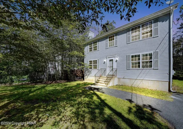 Photo 3 of Single family home for sale at 4149 Romeo Rd, Tobyhanna, PA 18466 | MLS# PM-118671 | Listing updated on 2025-09-22