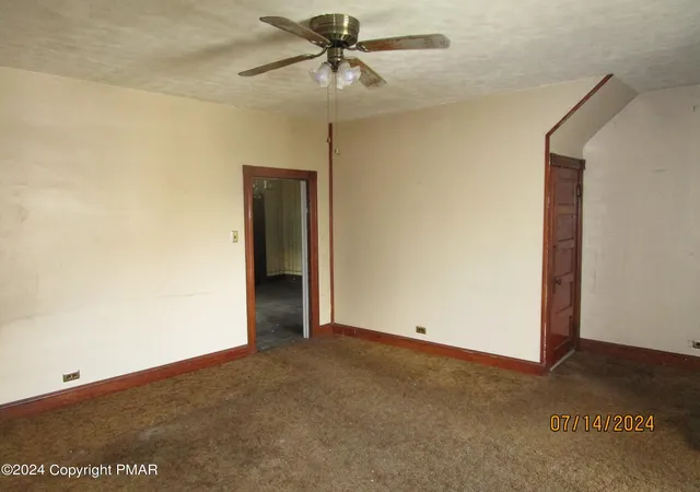 Photo 2 of Sale Pending at 146 Buttonwood St, Jessup, PA 18434 | MLS# PM-119659 | Listing updated on 2025-11-10