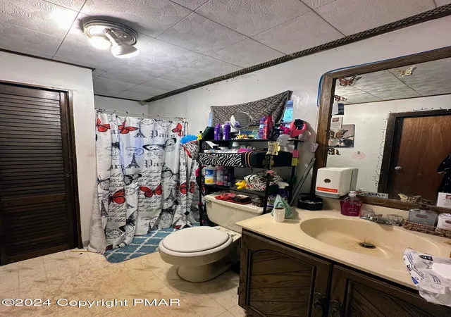 Homes for sale in Blakeslee, PA | 147 Buck Hill Rd, Blakeslee, PA 18610 | MLS# PM-120038
