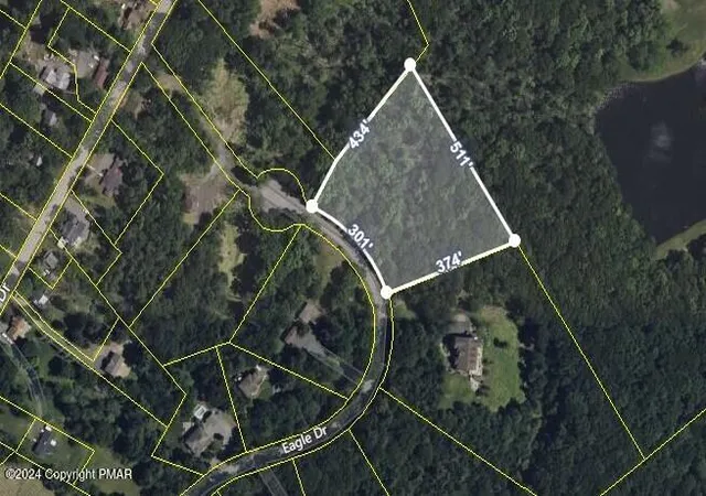 Homes for sale in Stroudsburg, PA | Eagle Dr (bush) Ct, Stroudsburg, PA 18360 | MLS# PM-120352