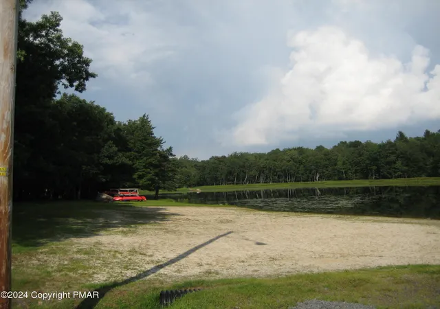 4th image of 611 & 612 611 & 612 N Shore Dr, Albrightsville, PA 18210 | MLS# PM-120711