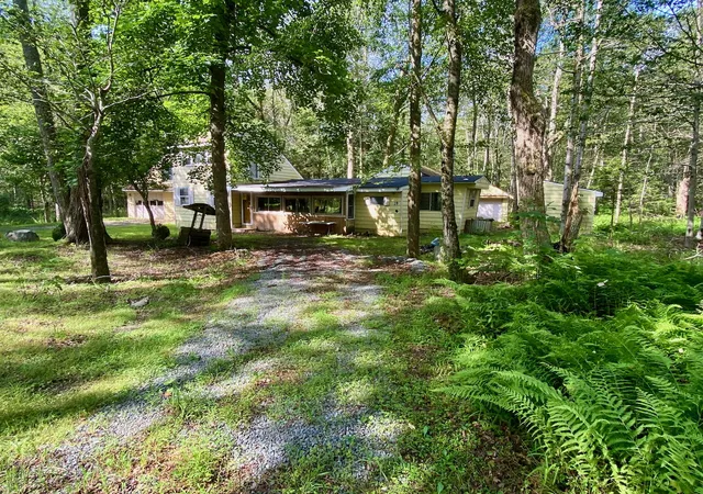 Photo 1 of Manufactured home for sale at 20 Yellow Feather Path, Gouldsboro, PA 18424 | MLS# PM-120954 | Listing updated on 2025-11-05