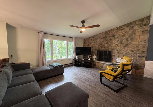 Photo 3 of Single family home for sale at 119 Antler Tr, Albrightsville, PA 18210 | MLS# PM-121249 | Listing updated on 2025-11-10