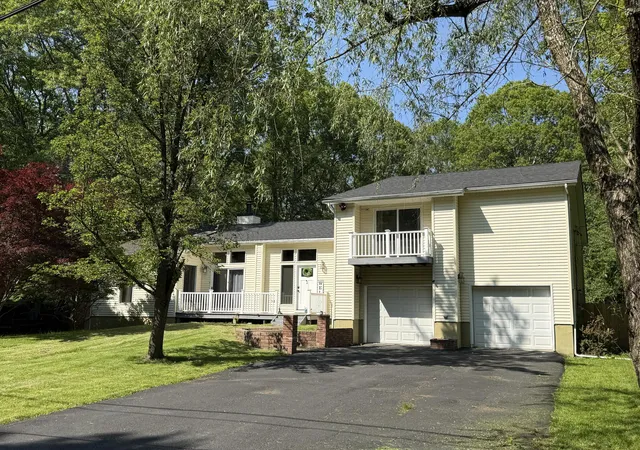1st image of 12044 Maplewood Dr, East Stroudsburg, PA 18302 | MLS# PM-121865