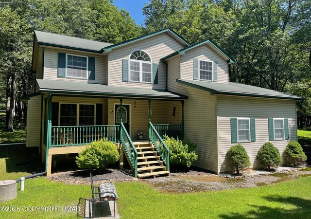 Photo 1 of Single family home for sale at 155 Oak Pl, Blakeslee, PA 18610 | MLS# PM-122174 | Listing updated on 2025-08-24