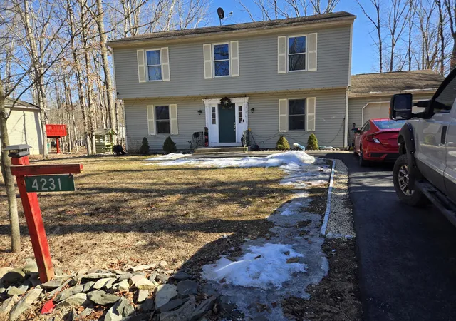 Photo 1 of Single family home for sale at 4231 Woodacres Dr, East Stroudsburg, PA 18301 | MLS# PM-130072 | Listing updated on 2025-11-07