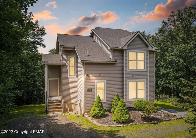 Homes for sale in Tannersville, PA | 403 Upper Deer Valley Rd, Tannersville, PA 18372 | MLS# PM-130620