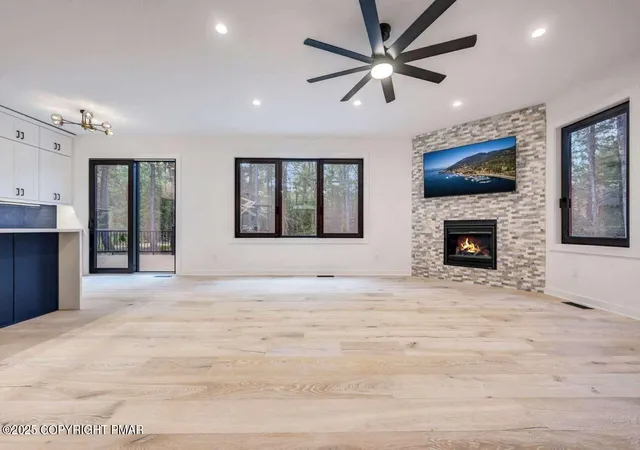 Photo 3 of Single family home for sale at 2210 White Oak Trl, Pocono Pines, PA 18350 | MLS# PM-131479 | Listing updated on 2025-10-12