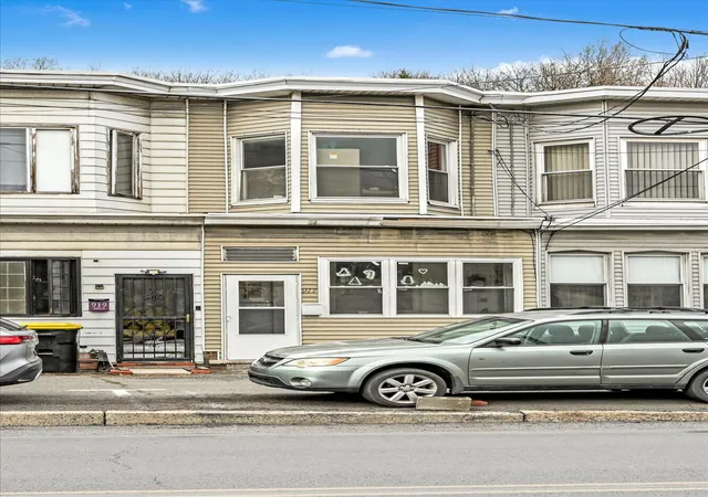 Homes for sale in Mahanoy City, PA | 917 W Centre St, Mahanoy City, PA 17948 | MLS# PM-131489