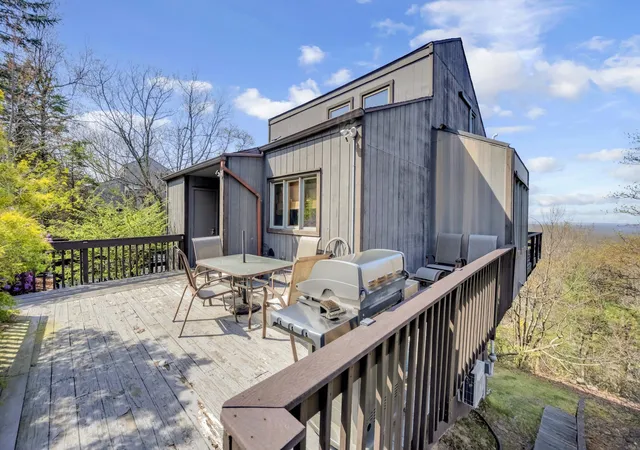 Photo 2 of Townhouse for sale at 277 Overlook Way, Tannersville, PA 18372 | MLS# PM-131706 | Listing updated on 2026-02-15