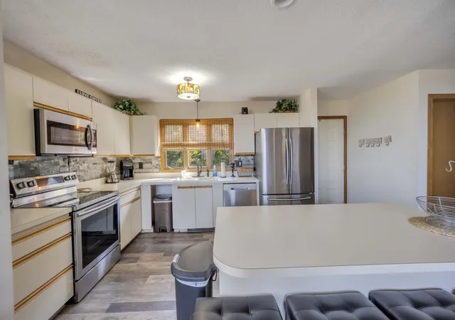 Photo 3 of Townhouse for sale at 277 Overlook Way, Tannersville, PA 18372 | MLS# PM-131706 | Listing updated on 2026-02-15