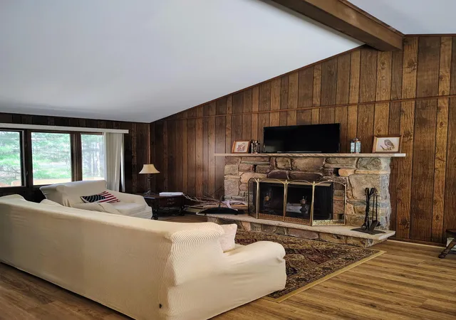 Homes for sale in Gouldsboro, PA | 156 Big Bass Dr Dr, Gouldsboro, PA 18424 | MLS# PM-131784