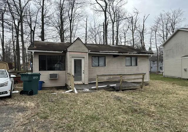 Photo 1 of Single family home for sale at 6337 Ventnor Dr, Tobyhanna, PA 18466 | MLS# PM-131859 | Listing updated on 2025-10-04