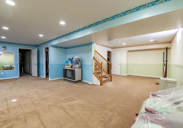 Photo 4 of Single family home for sale at 3221 Fox Hl Rd, Easton, PA 18045 | MLS# PM-131902 | Listing updated on 2025-05-06