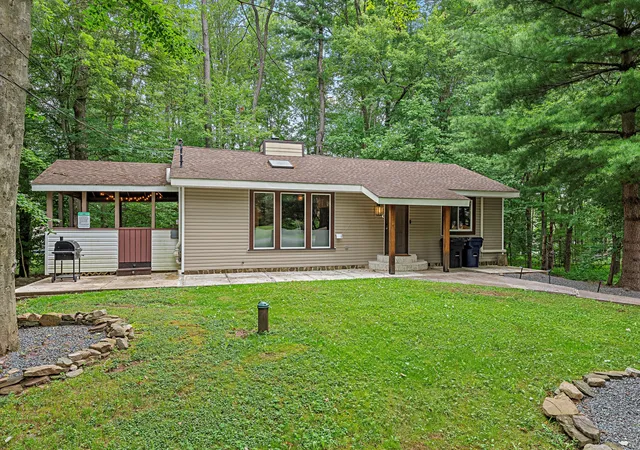 Homes for sale in Blakeslee, PA | 113 Birchwood Rd, Blakeslee, PA 18610 | MLS# PM-131943