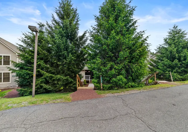 Photo 36 of Townhouse for sale at 358 Juniper Ct, Tannersville, PA 18372 | MLS# PM-132145 | Listing updated on 2025-08-05