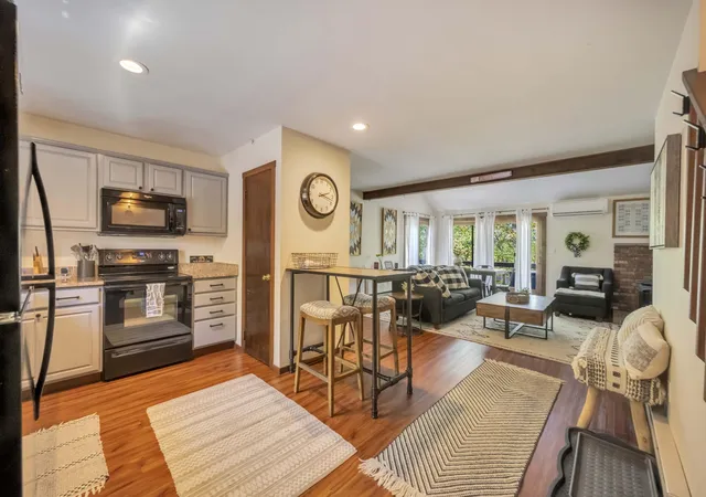 Photo 3 of Townhouse for sale at 79 Cross Country Ln, Tannersville, PA 18372 | MLS# PM-132092 | Listing updated on 2025-10-20