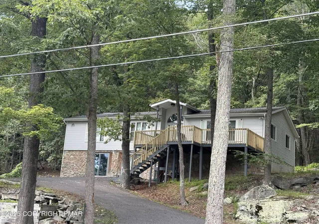Photo 60 of Single family home for sale at 163 Radcliff Rd, Bushkill, PA 18324 | MLS# PM-132088 | Listing updated on 2025-10-03