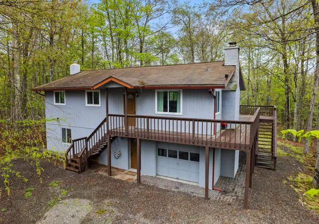 Homes for sale in Gouldsboro, PA | 19 Conservancy Ct, Gouldsboro, PA 18424 | MLS# PM-132228