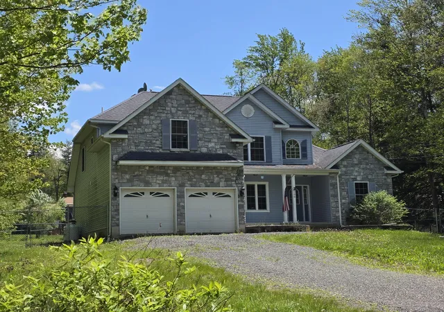 Photo 3 of Single family home for sale at 188 Greenwood Dr, Pocono Lake, PA 18347 | MLS# PM-132401 | Listing updated on 2025-10-11