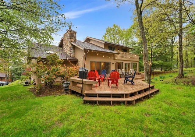 Photo 1 of Single family home for sale at 96 Wolf Hollow Rd, Lake Harmony, PA 18624 | MLS# PM-132404 | Listing updated on 2025-10-26
