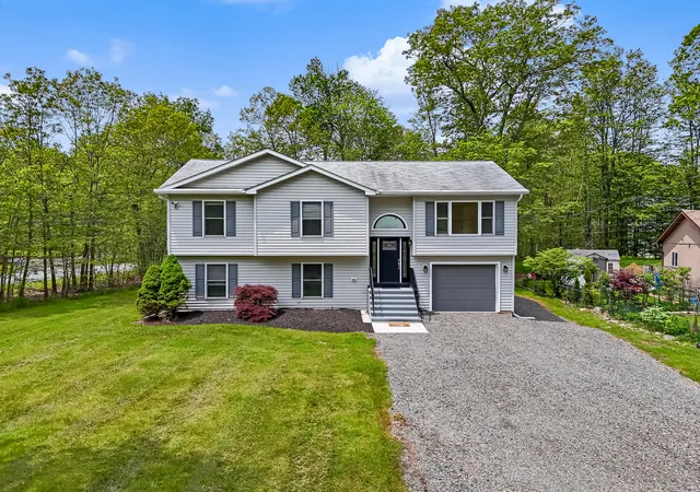 Photo 2 of Single family home for sale at 2105 Cottonwood Ln, Tobyhanna, PA 18466 | MLS# PM-132987 | Listing updated on 2025-10-06