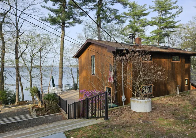 Photo 2 of Single family home for sale at 125 Nyack Ave, Tafton, PA 18464 | MLS# PM-134710 | Listing updated on 2026-06-28